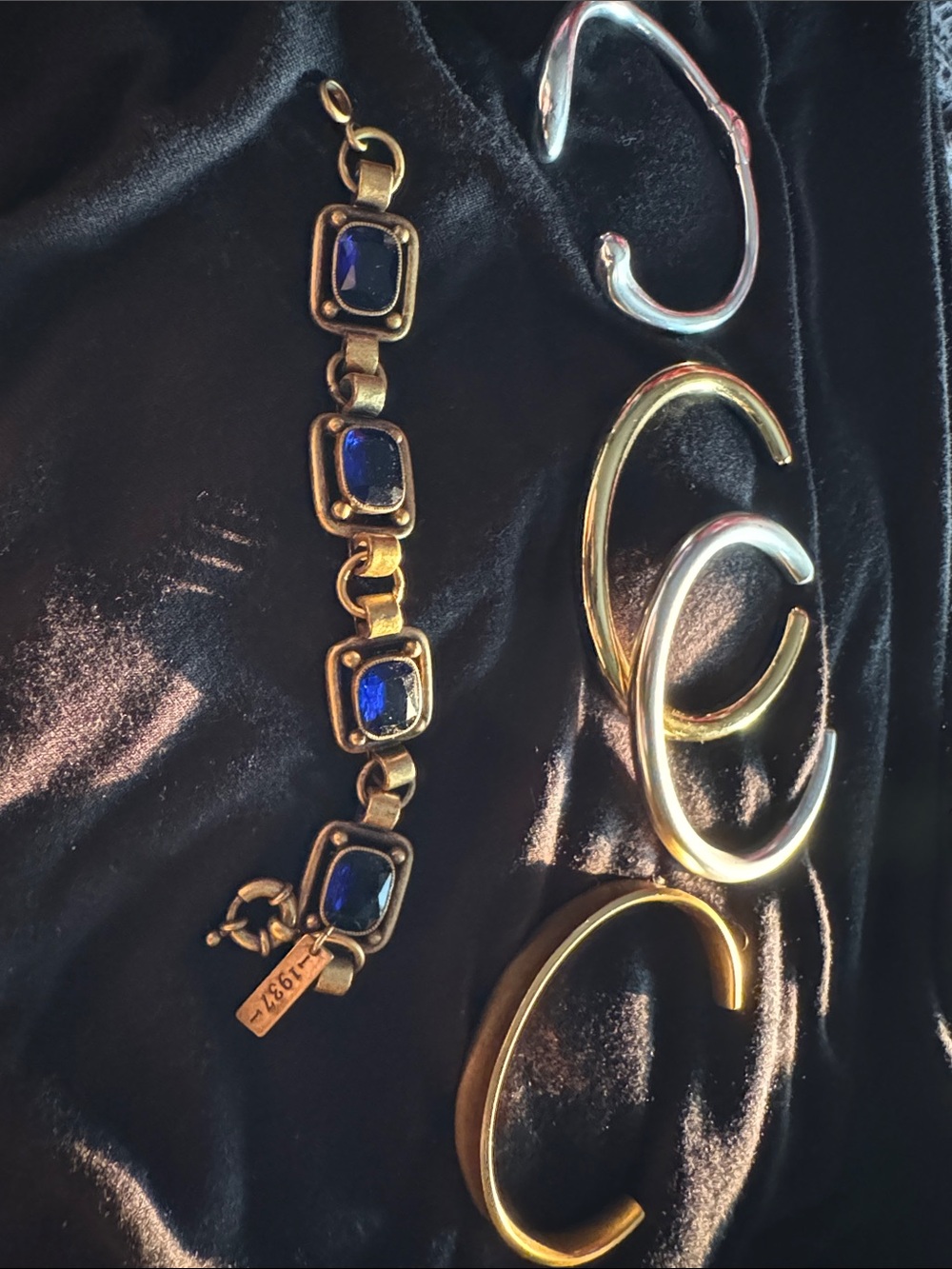 Madewell Gold-Tone Bracelet with Deep Blue Stones
